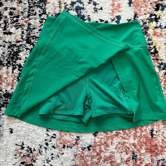 YPB SculptLUX Emerald Green Activewear Skort - Picture 4 of 5
